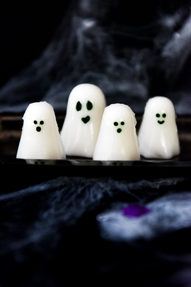 What Do Ghosts Love to Eat the Most? 7 Ghoulishly Good Recipes From Around  the Globe - Cocofloss