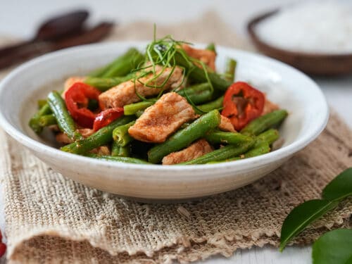 Pad Prik Khing (Thai Stir-Fried Green Beans with Chicken)
