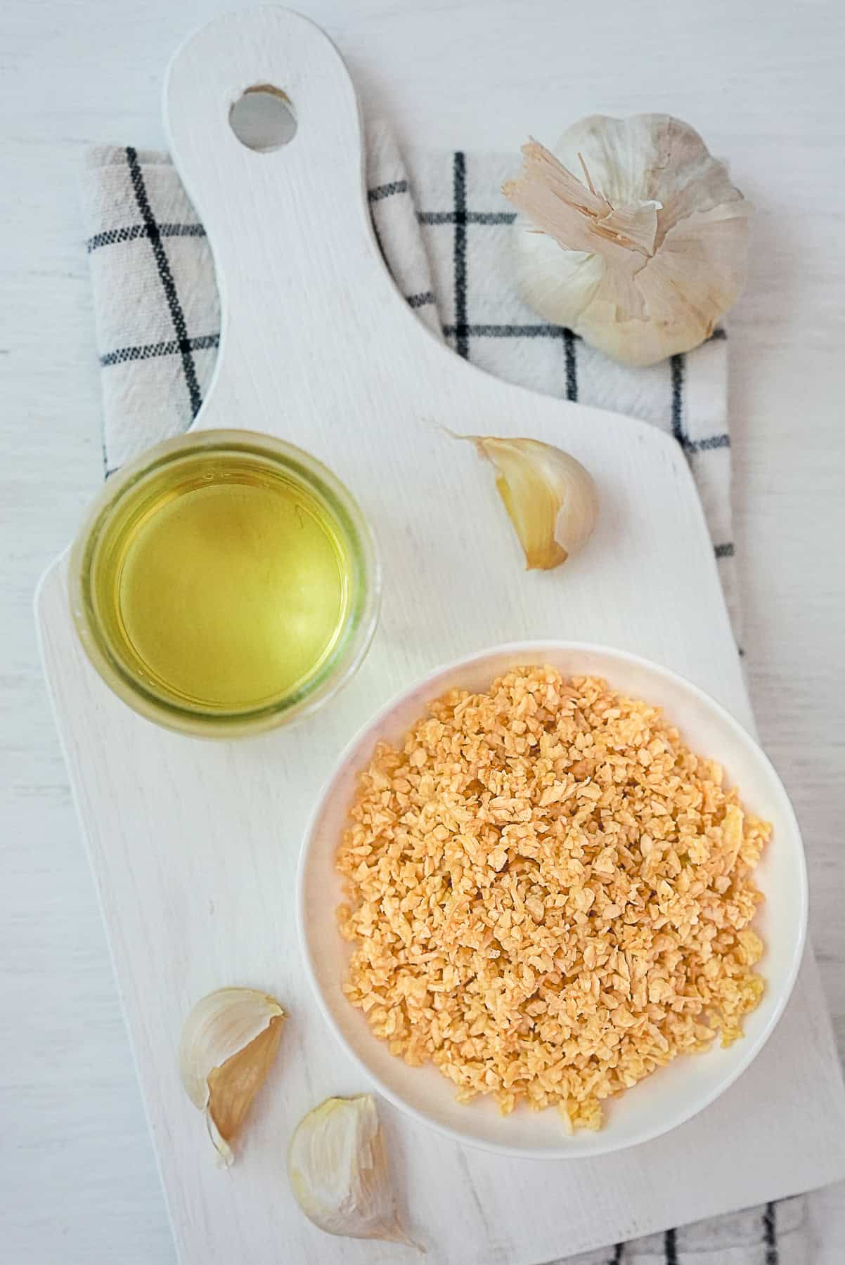 Thai fried garlic and garlic oil